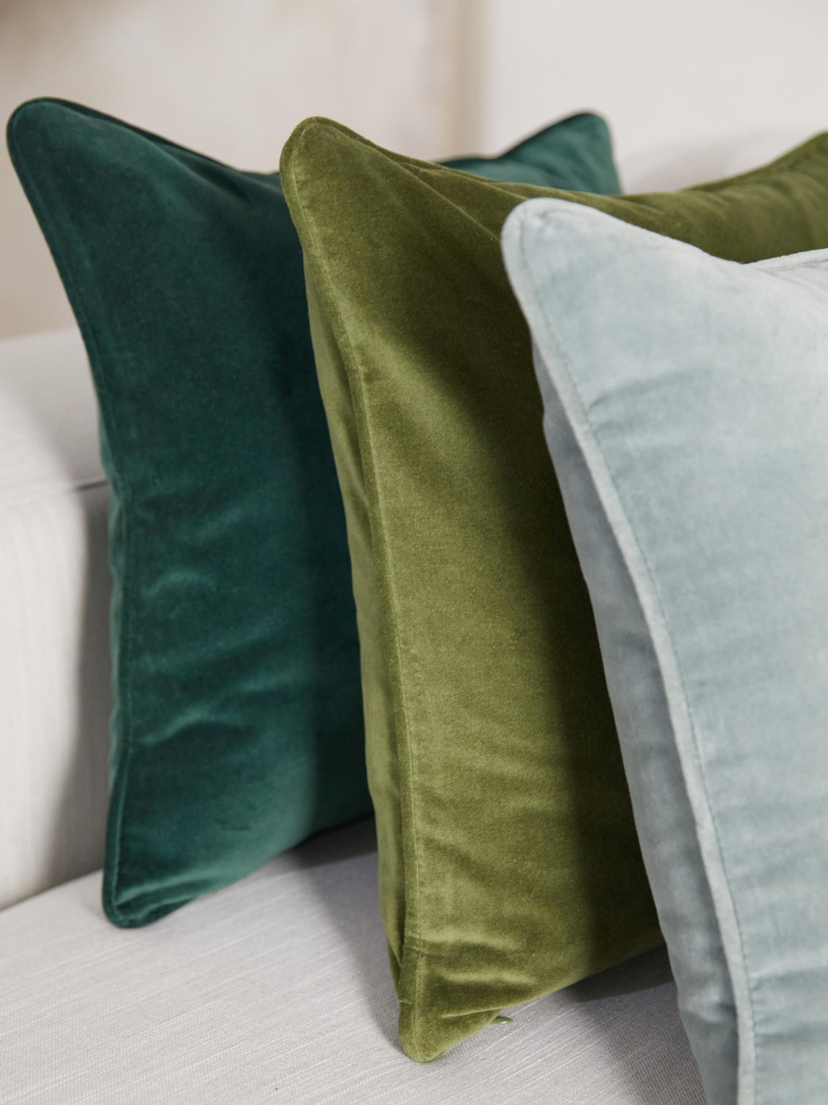 Dana Velvet Cushion Cover