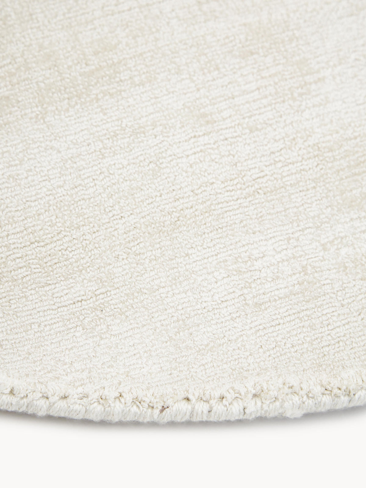 Jane Round Hand-Woven Viscose Rug