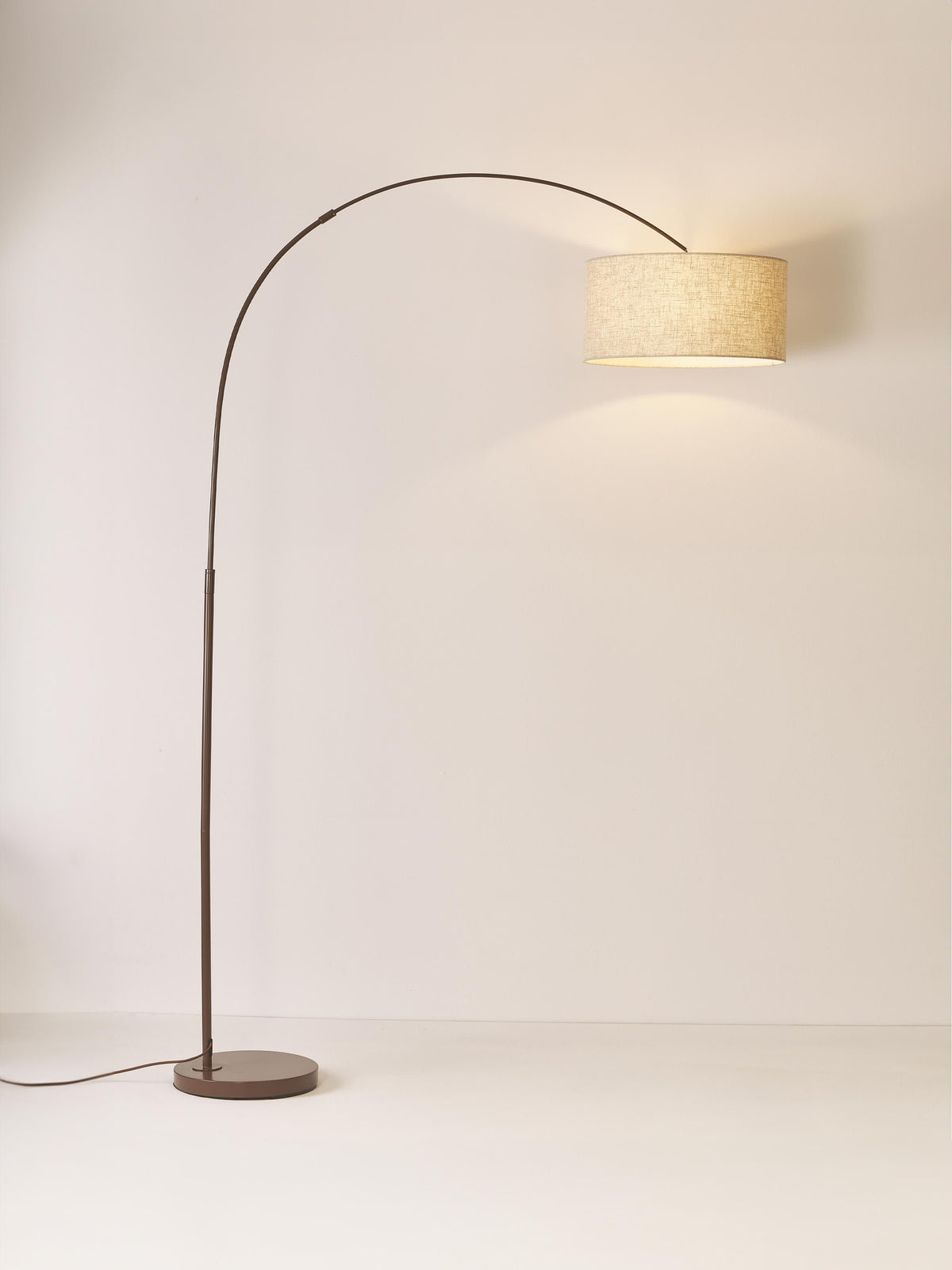 Niels Large Arc Lamp