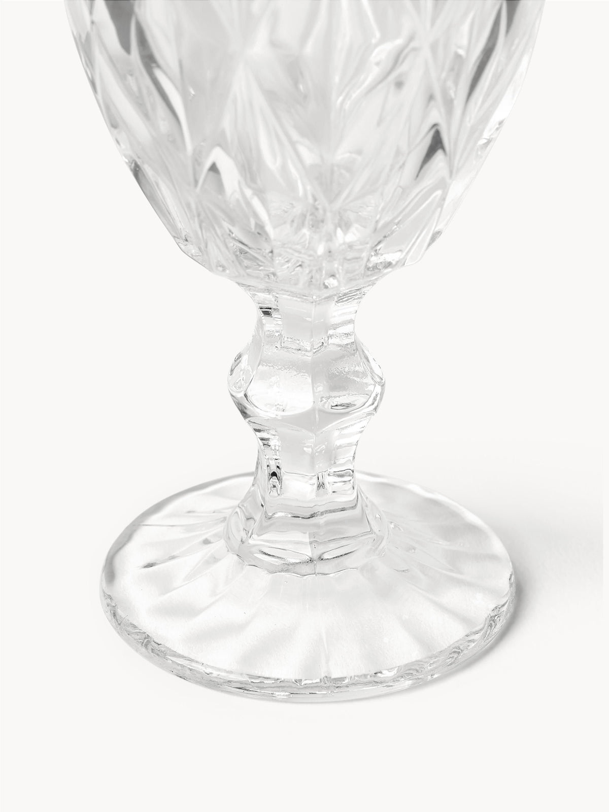 Colorado Wine Glasses with Embossed Pattern, Set of 4