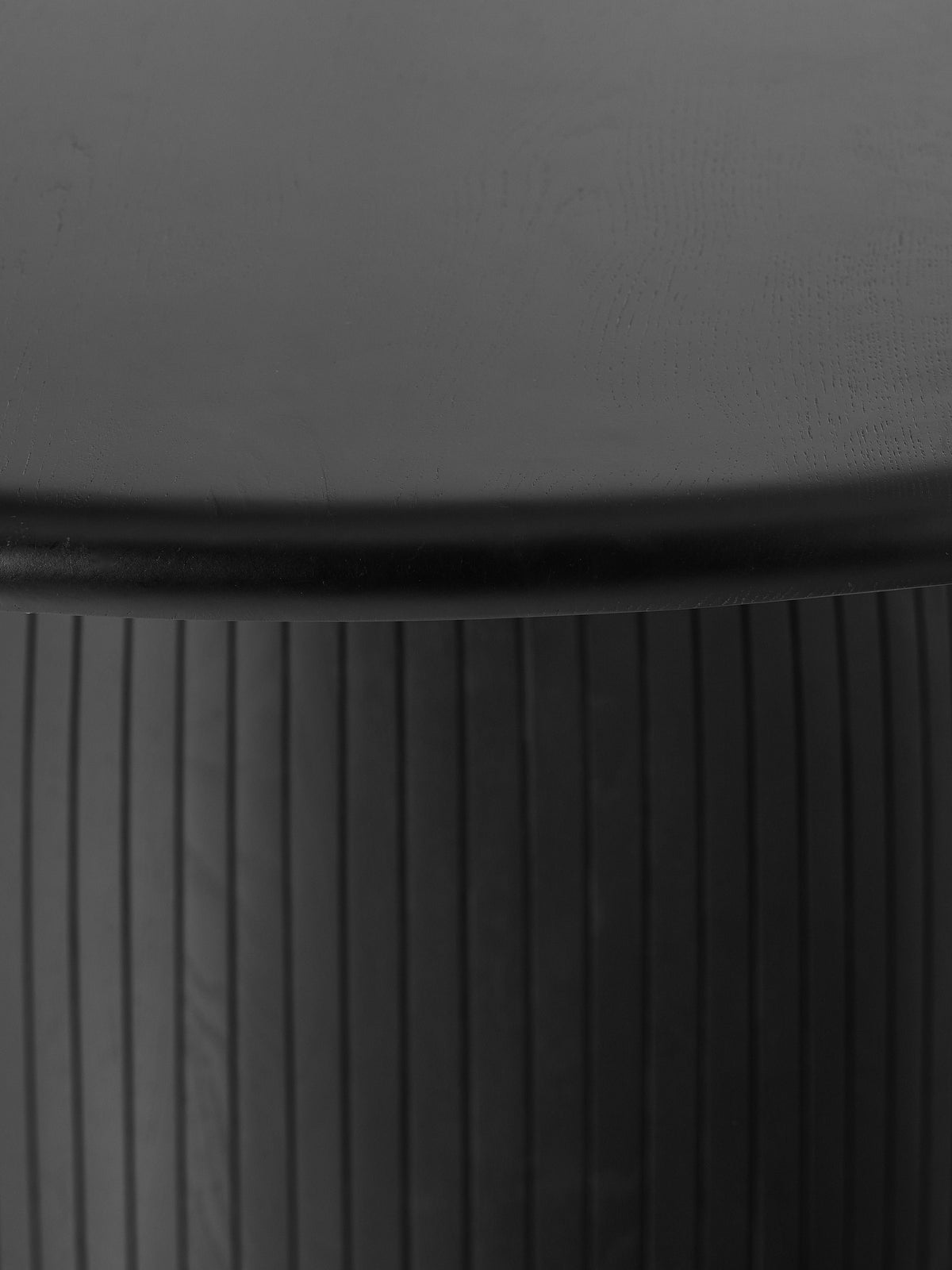 Nelly Round Dining Table with Groove Structure, in various sizes