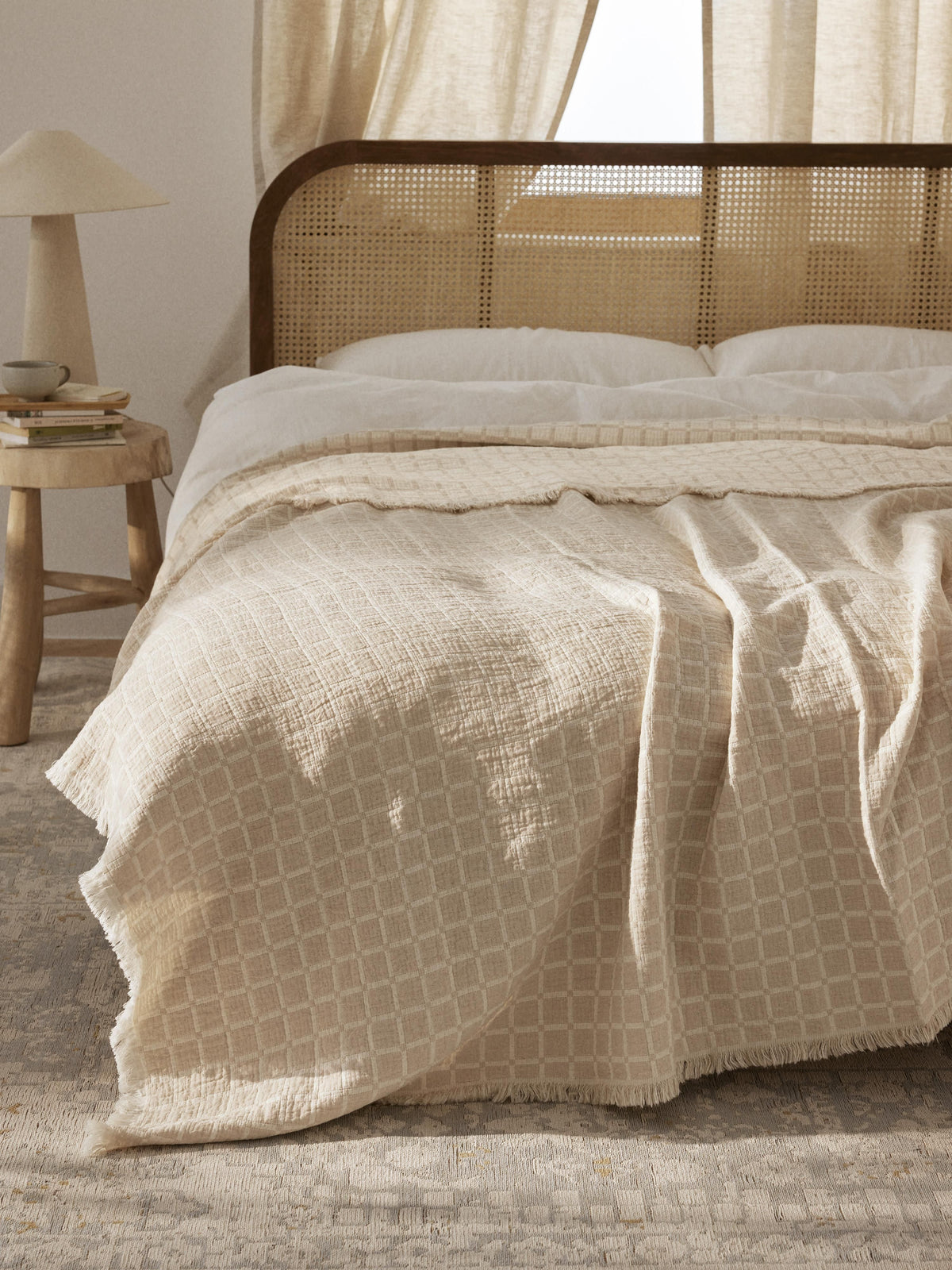 Ronia Washed Muslin Bedspread with Fringes