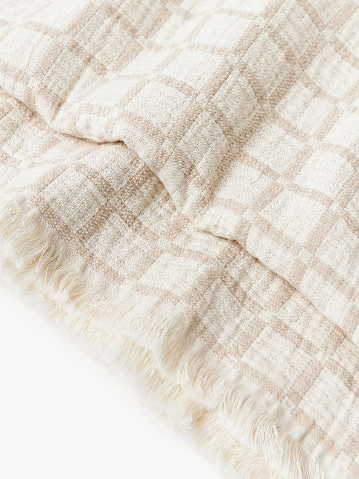 Ronia Washed Muslin Bedspread with Fringes