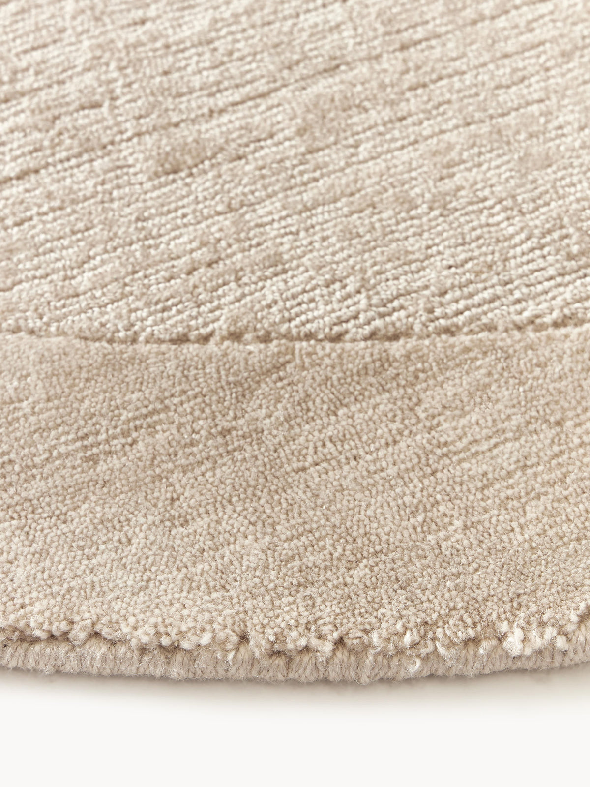 Kari Round Low-Pile Rug