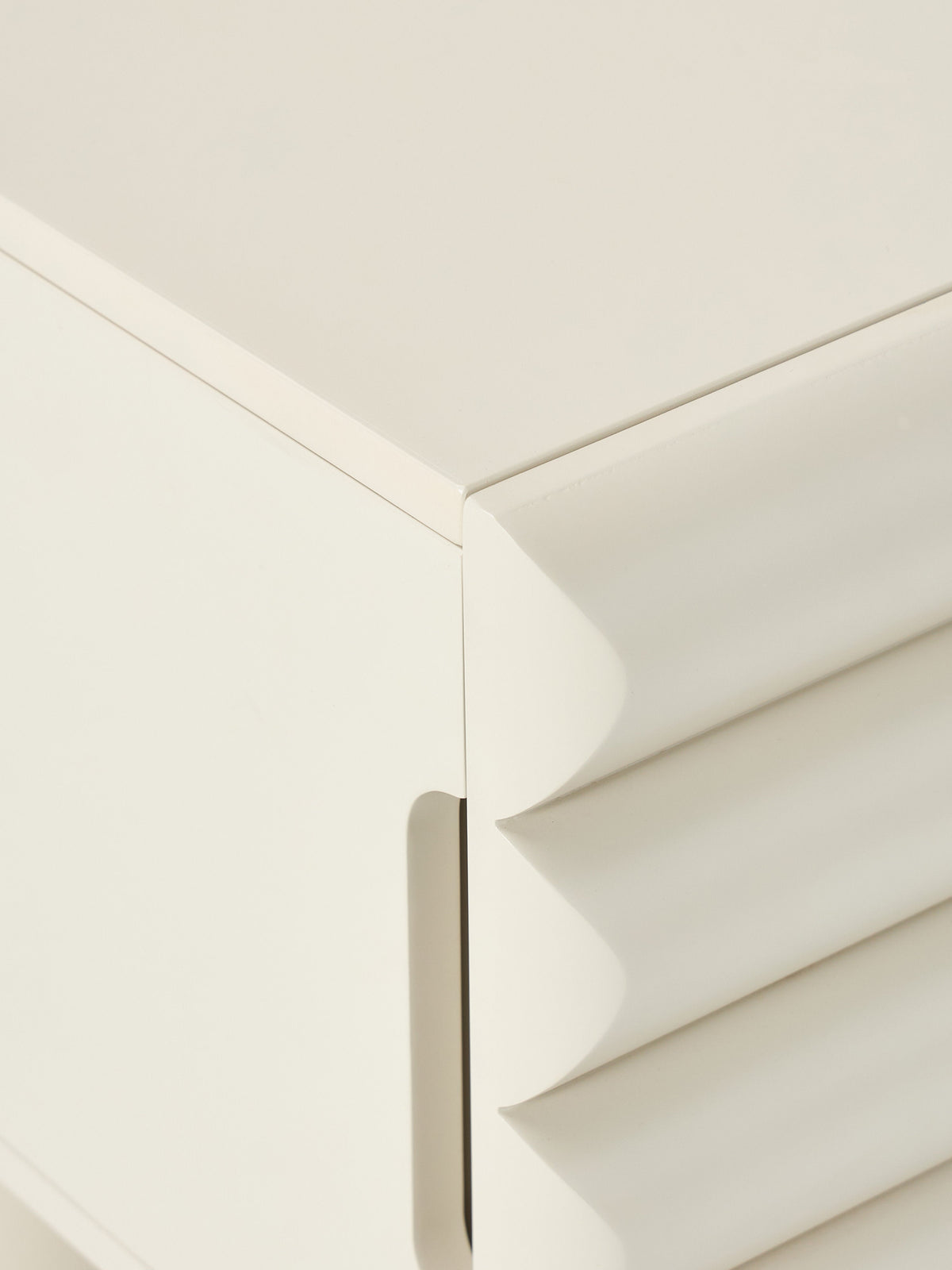 Fana Bedside Table with Drawer