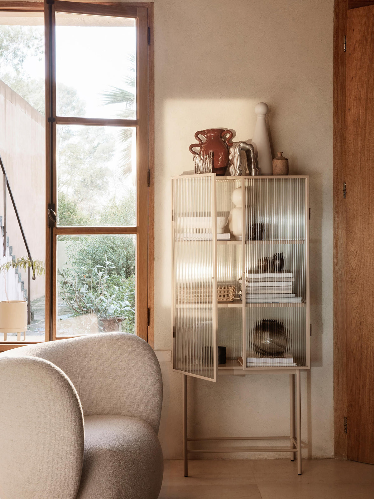 Haze Display Cabinet with Glass Doors