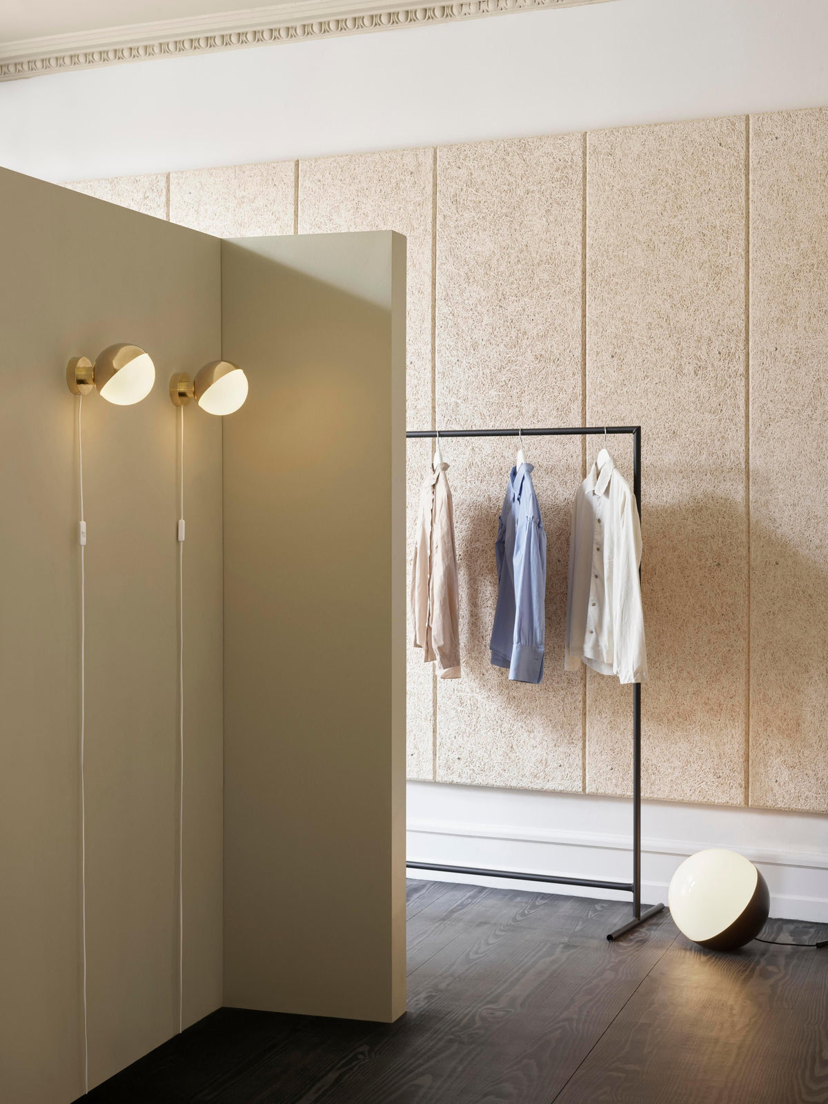 Studio Mouth-Blown Wall Lamp VL with Plug