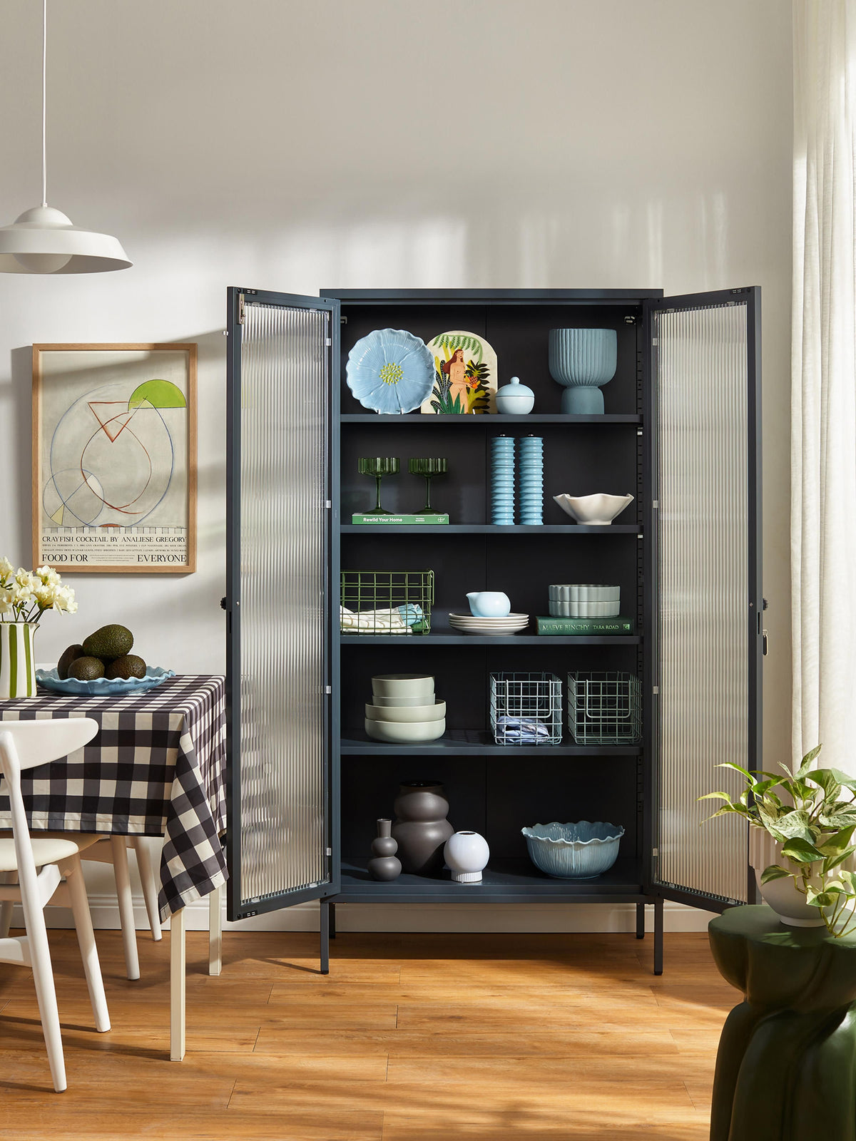 Collector Metal Display Cabinet The with Ribbed Glass