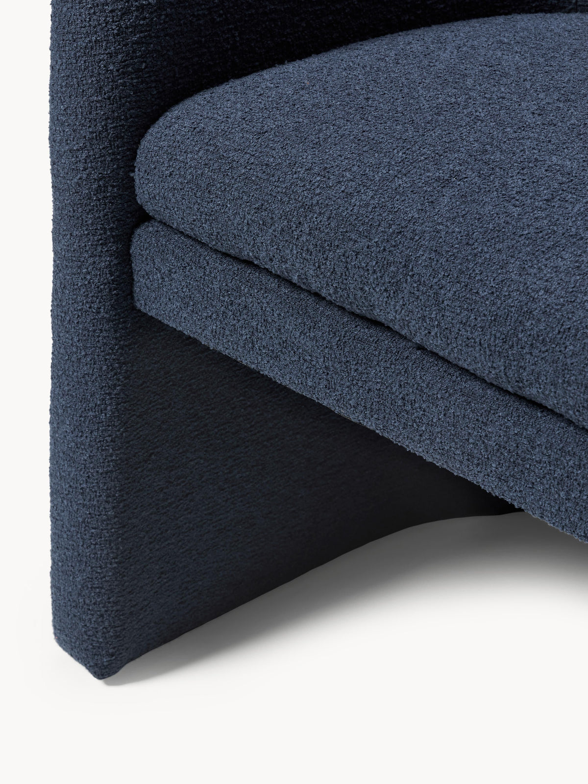 Mairo Bouclé Dining Chair with Armrests