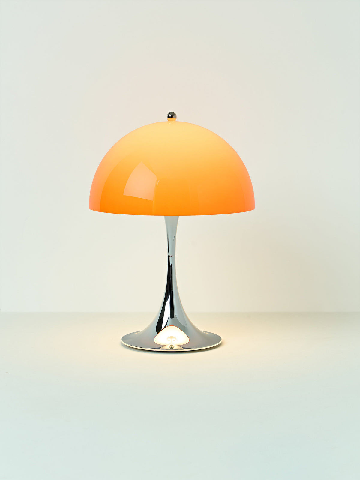 Portable Dimmable LED Table Lamp Panthella 250, Design Verner Panton