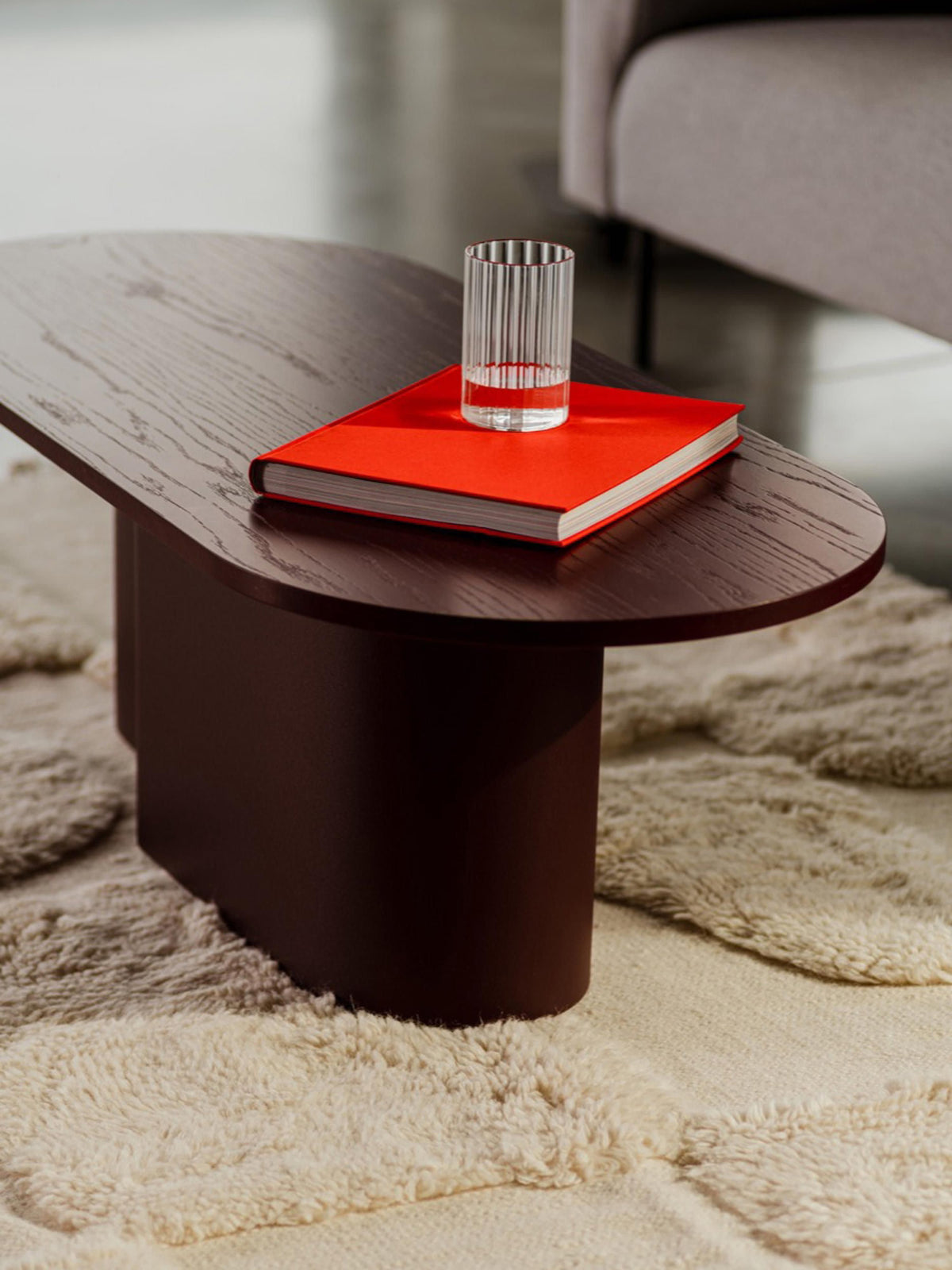 Looi Oval Coffee Table