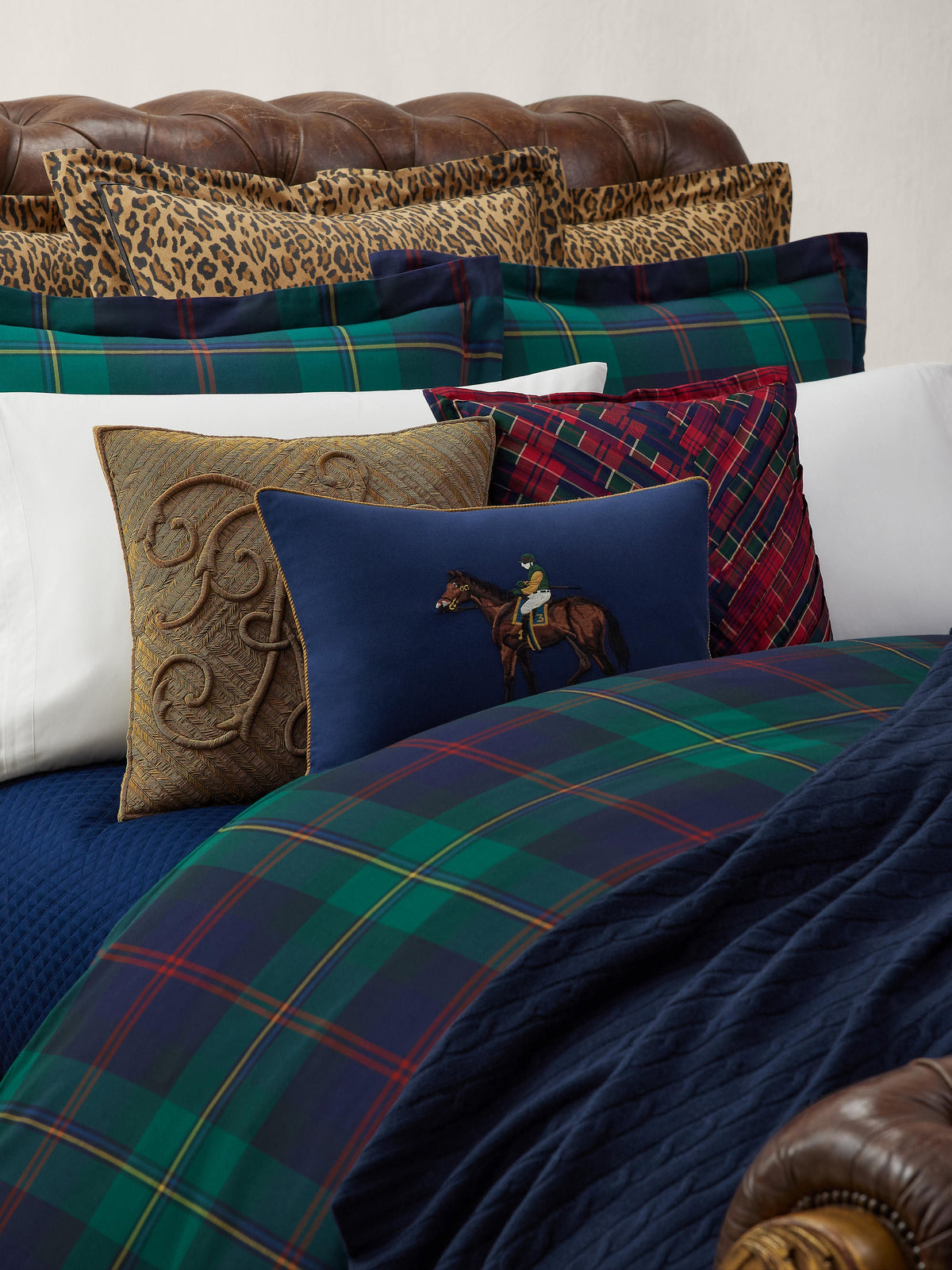 Gale Cushion