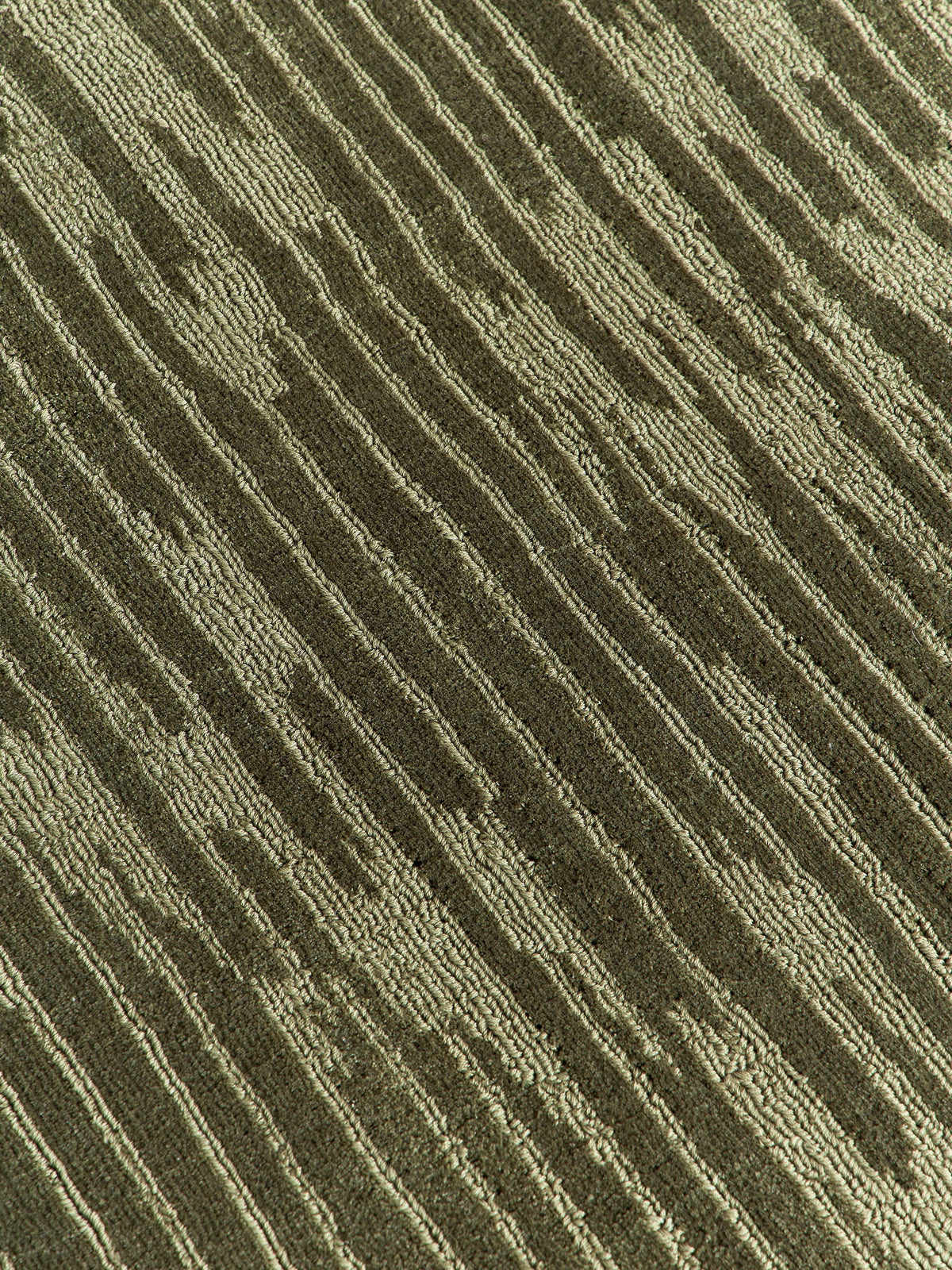 Oriana Hand-Woven Lyocell Rug