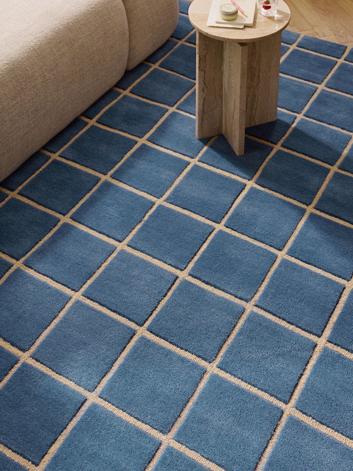 Kallie Hand-Tufted High-Low Wool Rug