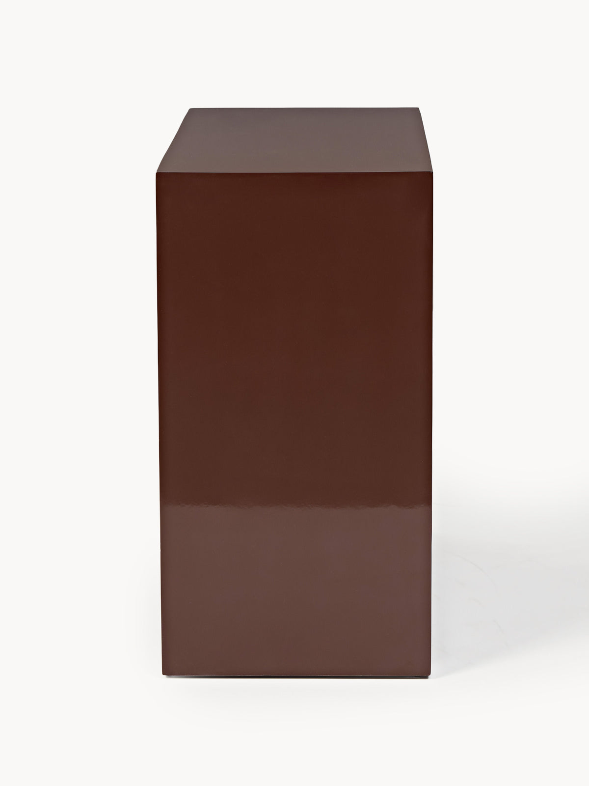 Liv Dresser