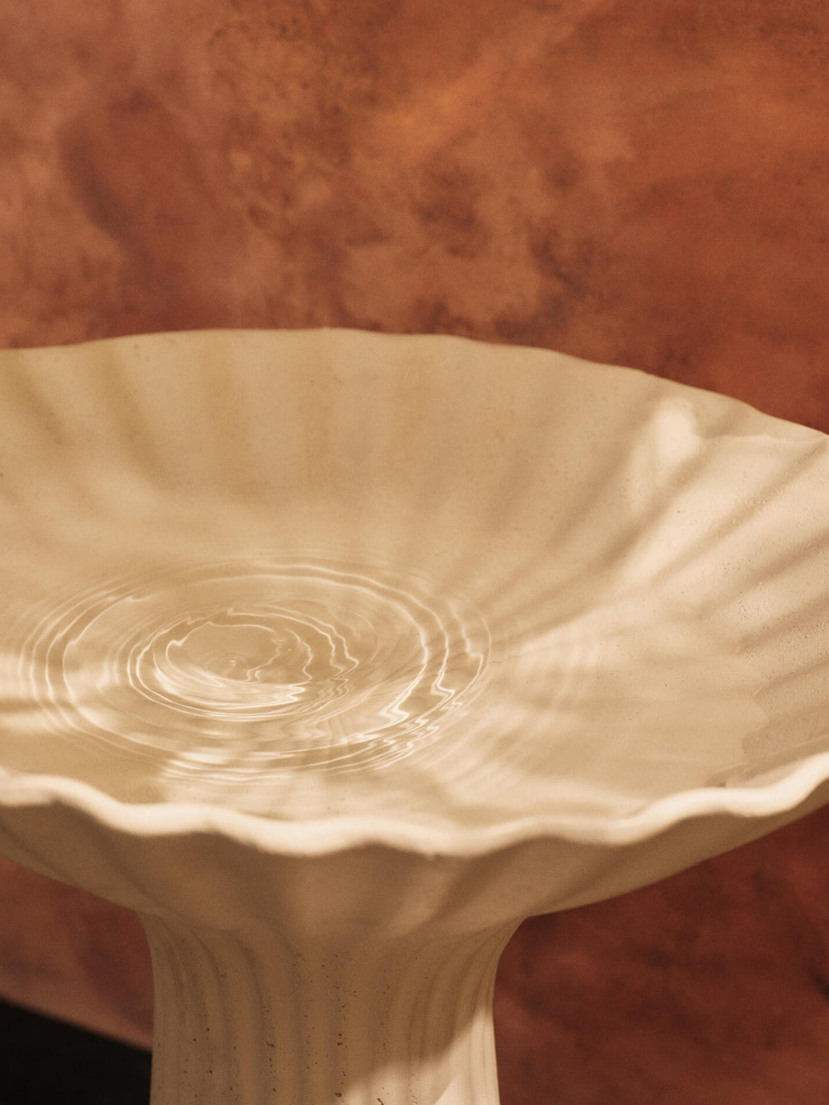 Fountain Pedestal Bowl