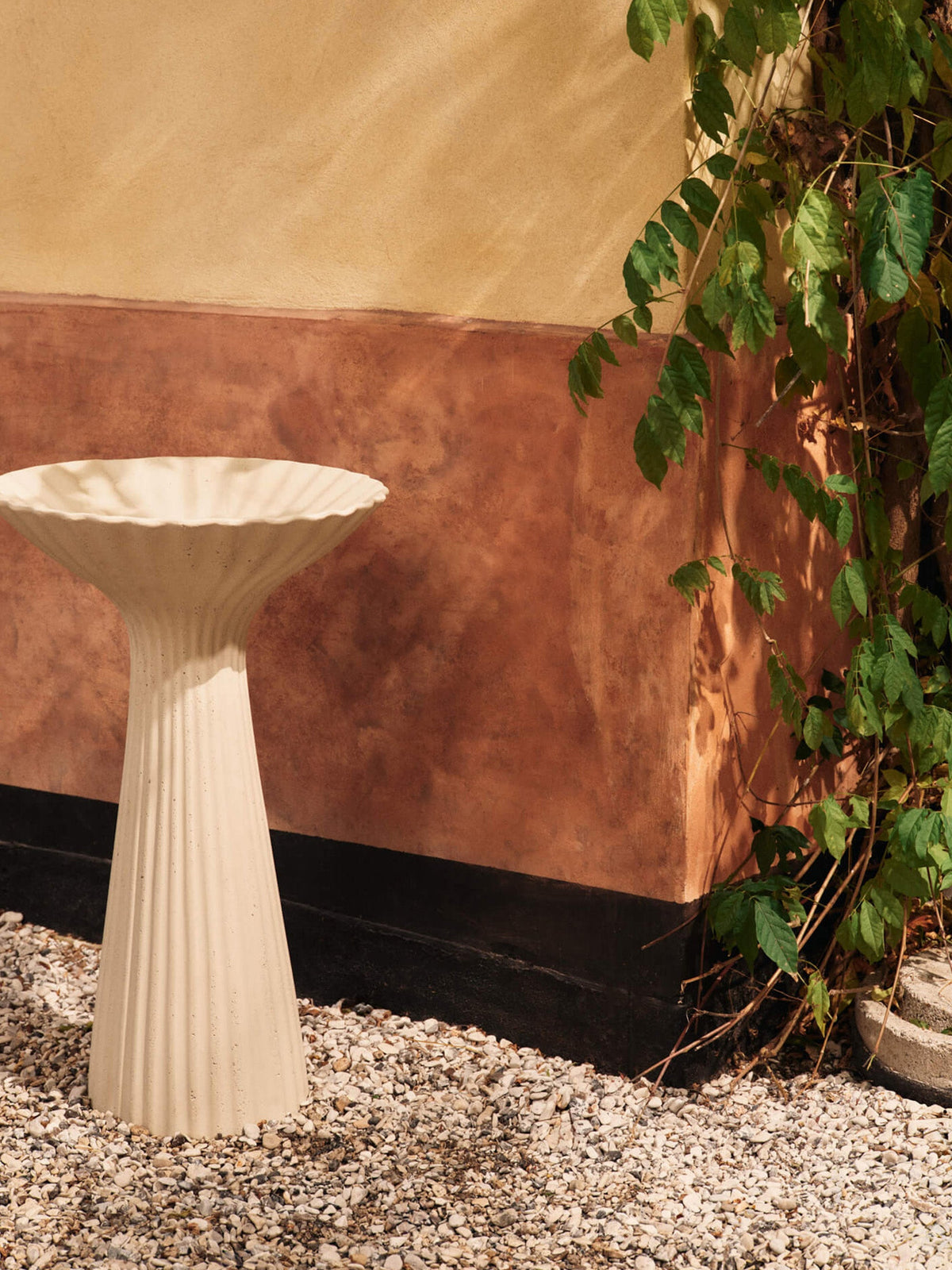 Fountain Pedestal Bowl